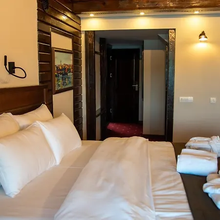 Bahus Inn Belgrad Exterior foto