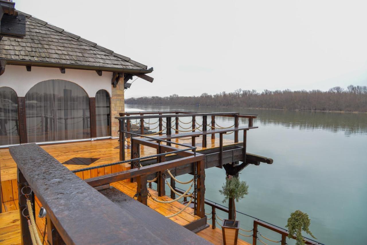 Bahus Нощувка със закуска (B & B) Белград